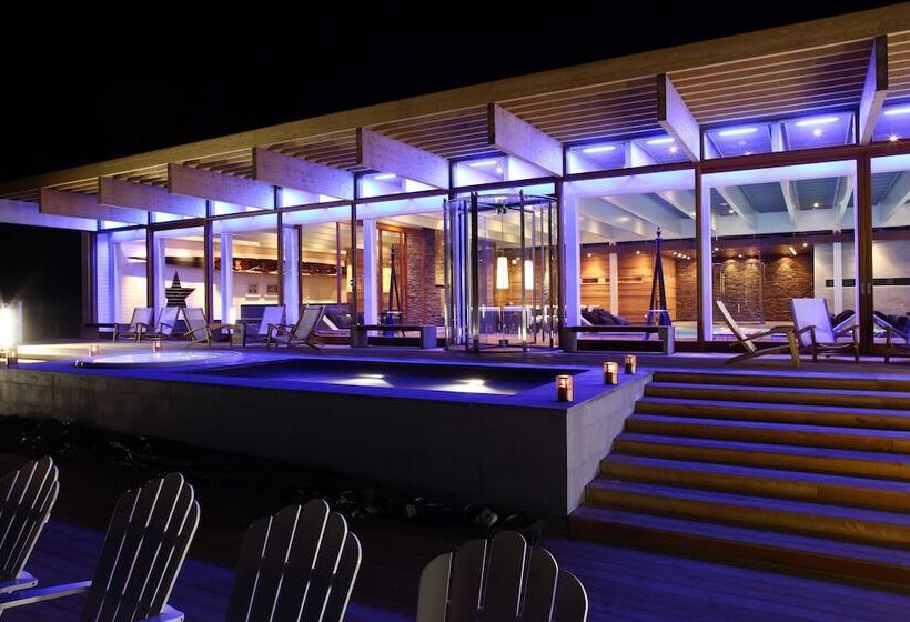 Отель Stenungsbaden Yacht Club