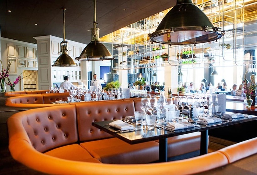 Отель Stenungsbaden Yacht Club