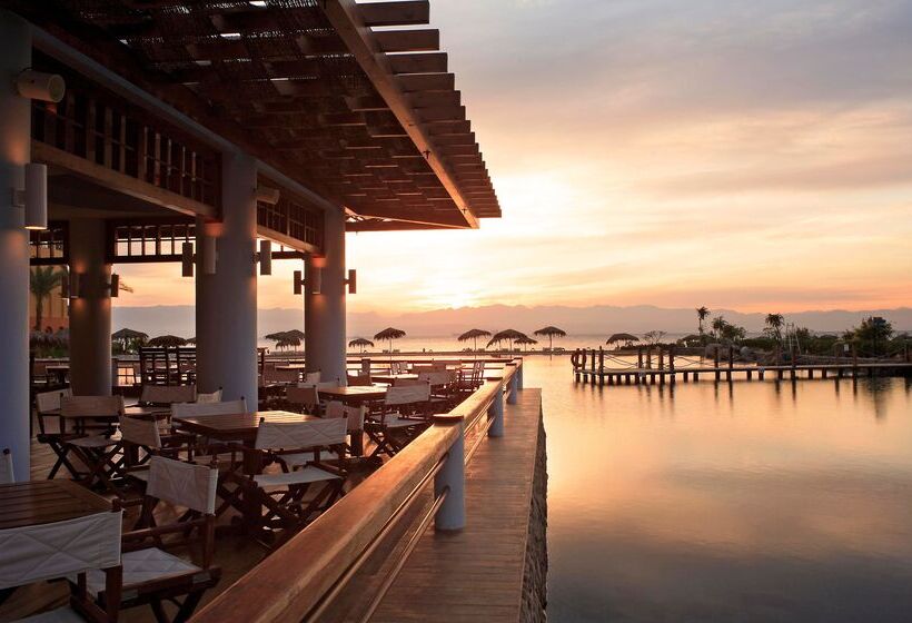 酒店 Strand Beach Resort