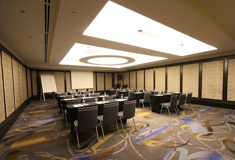 ホテル The Bellevue Manila