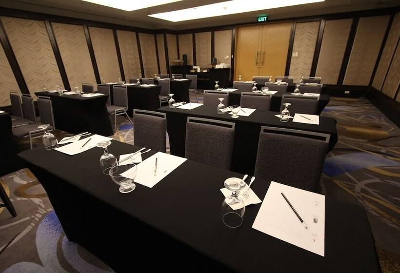 ホテル The Bellevue Manila