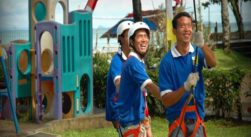 호텔 The Jayakarta Anyer Beach Resorts