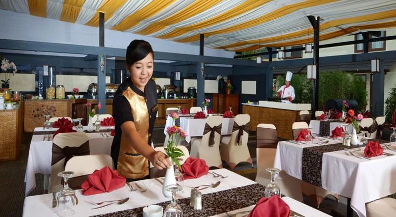 ホテル The Jayakarta Cisarua Mountain Resort