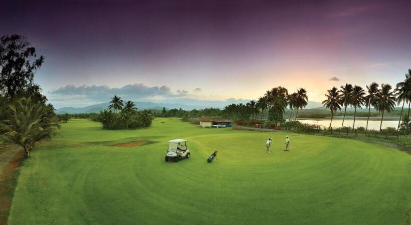 فندق The Lalit Golf & Spa Resort Goa