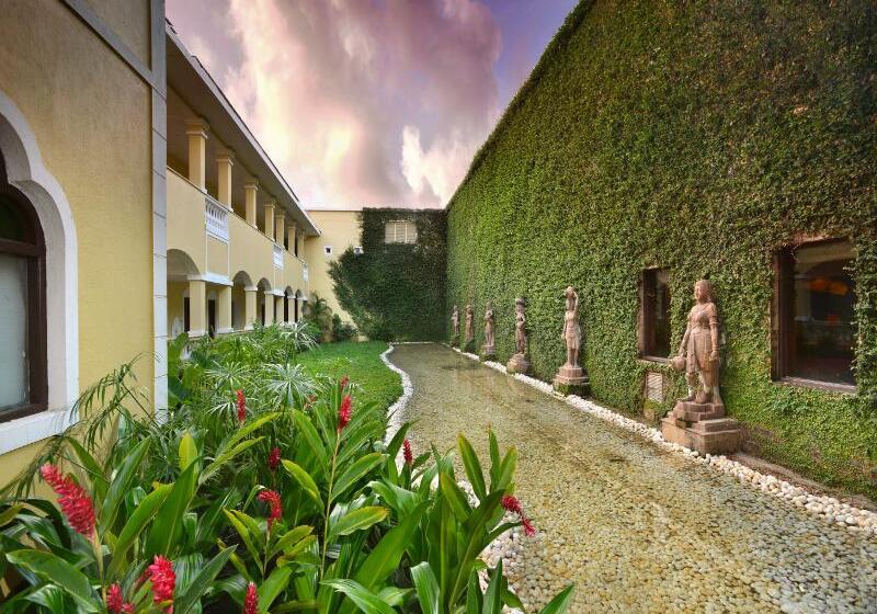 فندق The Lalit Golf & Spa Resort Goa