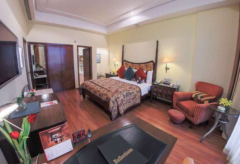 هتل The Lalit Mumbai