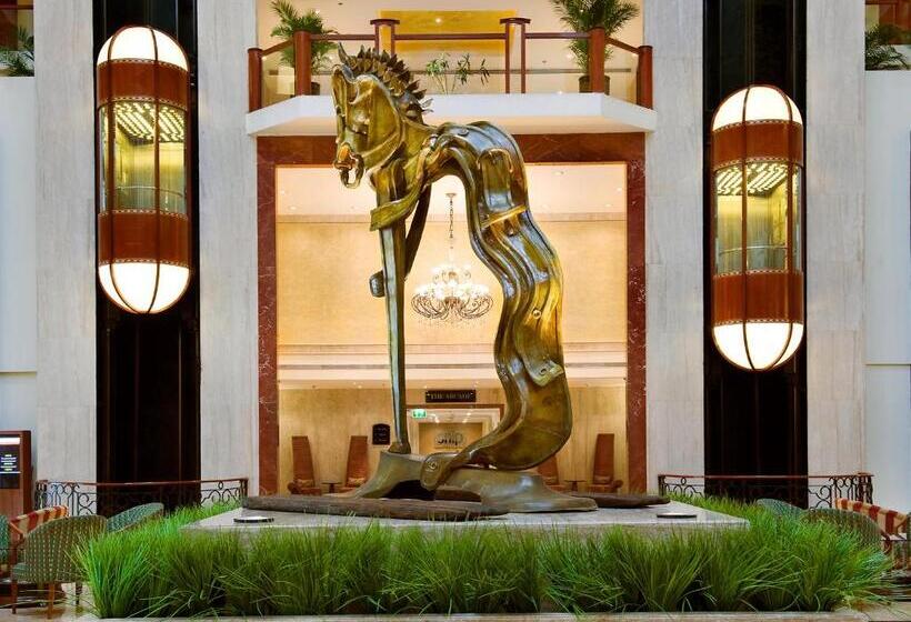 هتل The Lalit Mumbai