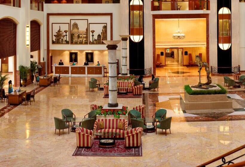 هتل The Lalit Mumbai