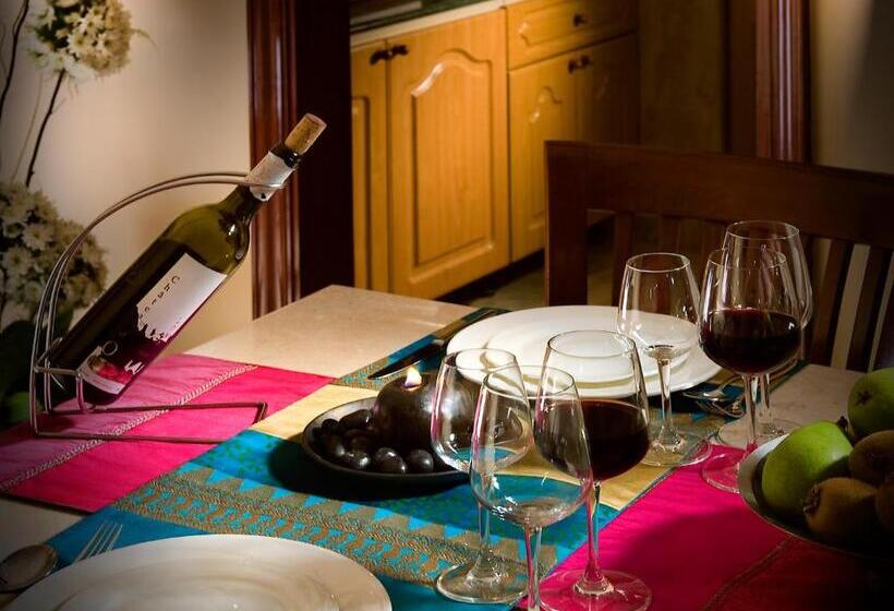 هتل The Lalit Mumbai