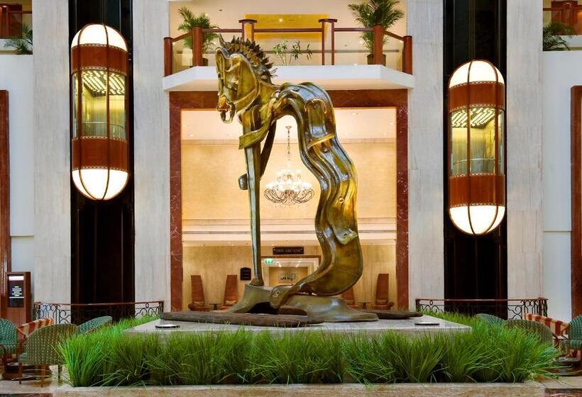 هتل The Lalit Mumbai