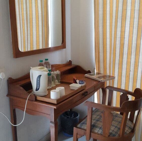 酒店 The Meadows Resort And Spa