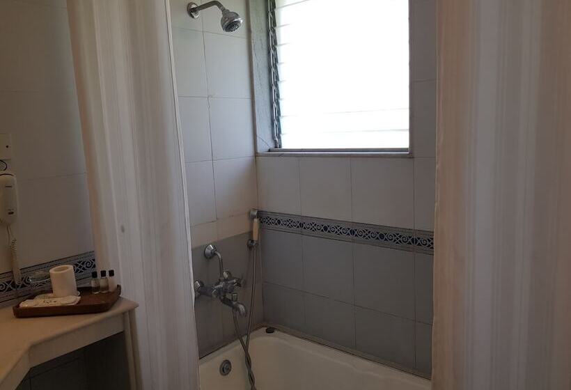 酒店 The Meadows Resort And Spa