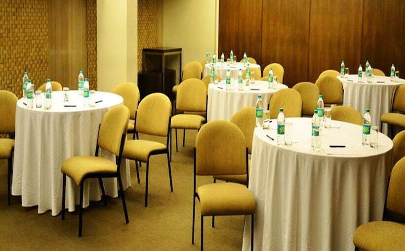 فندق The Mirador Andheri East