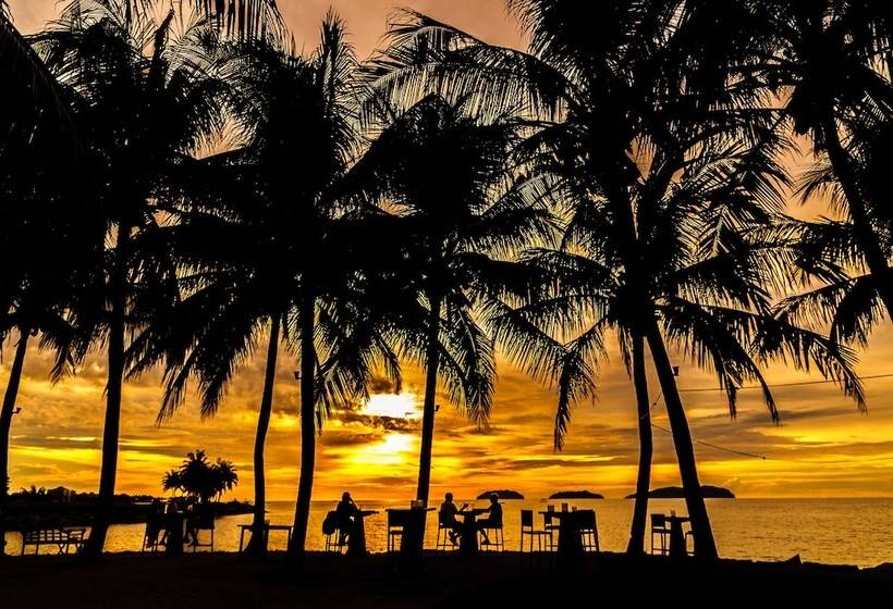 בית מלון כפרי The Pacific Sutera