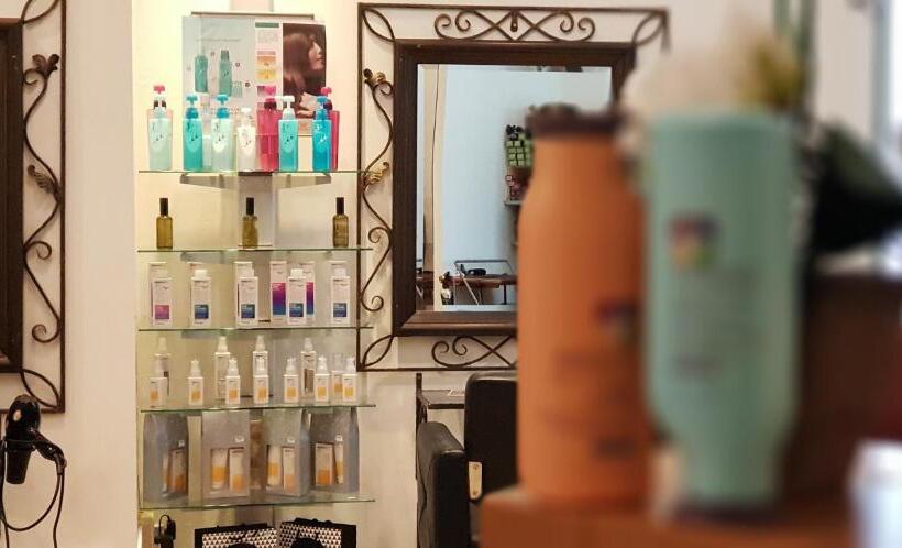 בית מלון כפרי The Pacific Sutera