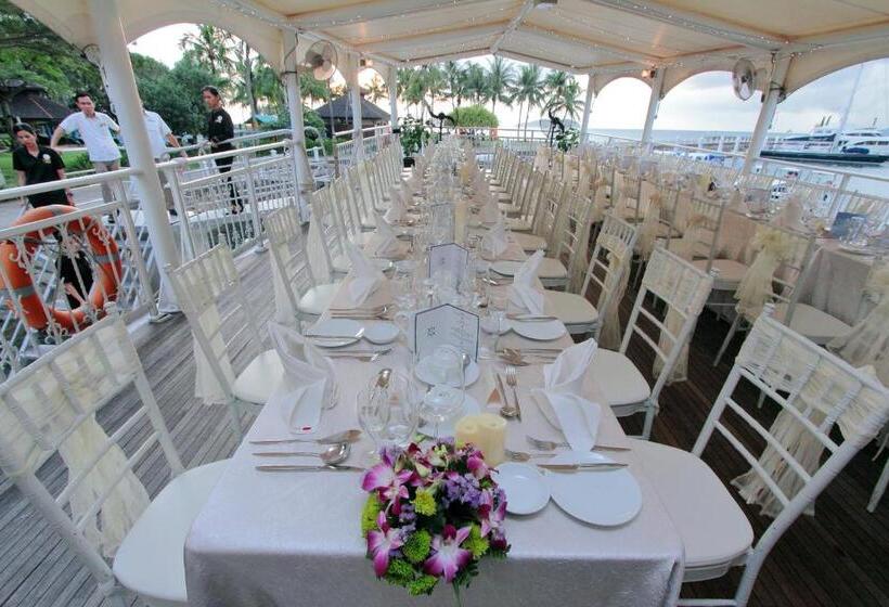 בית מלון כפרי The Pacific Sutera