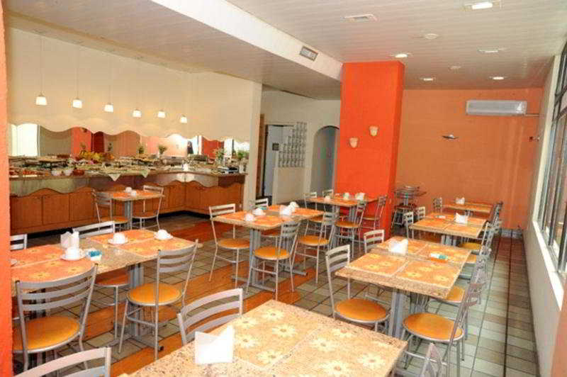 ホテル Travel Inn Pituba Flat