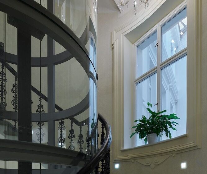 Ventana Hotel Prague