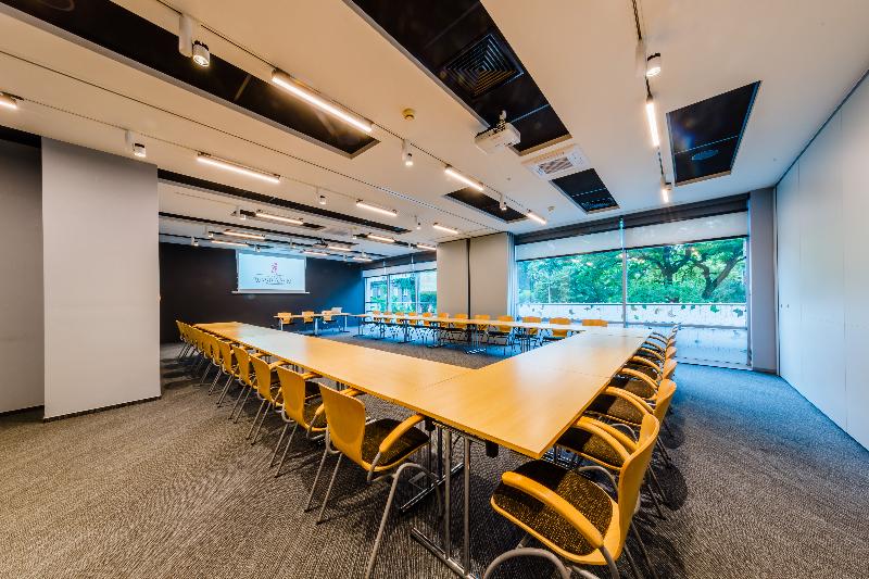 ホテル Wyspiański