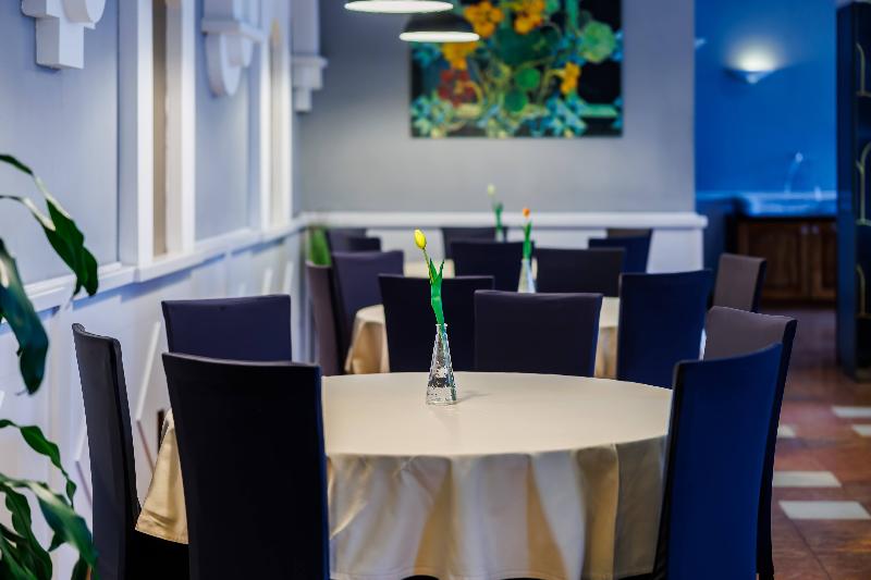 ホテル Wyspiański