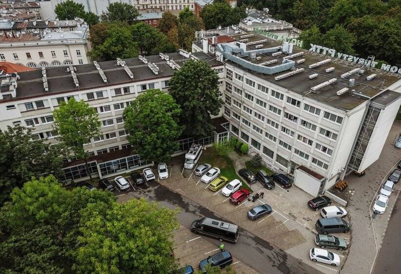 ホテル Wyspiański