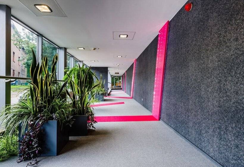 ホテル Wyspiański