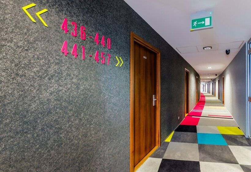 ホテル Wyspiański