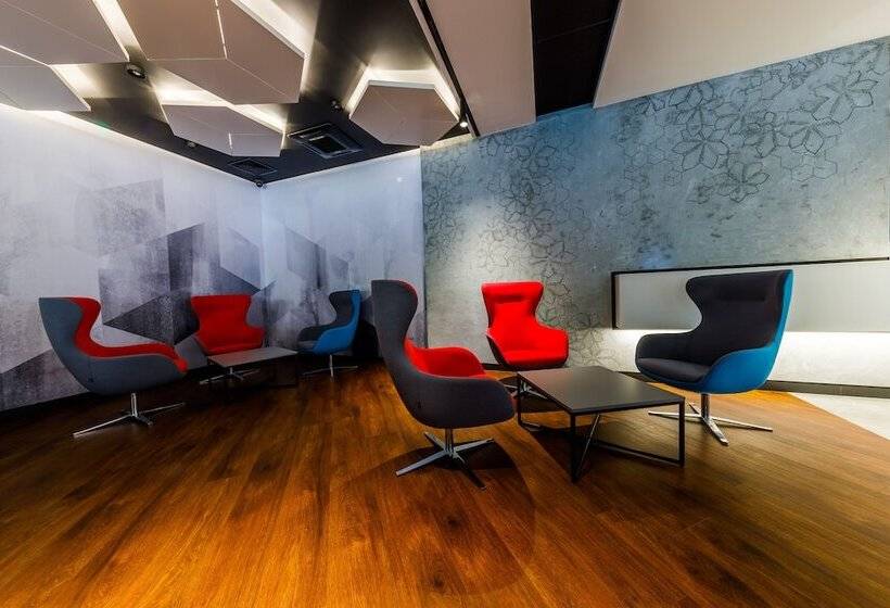 ホテル Wyspiański