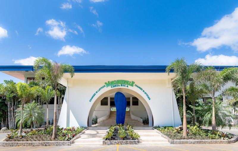 Margaritaville Beach Resort Playa Flamingo