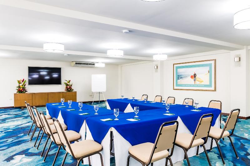 Margaritaville Beach Resort Playa Flamingo