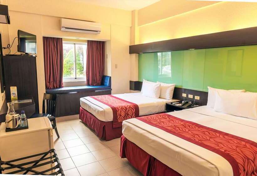Microtel By Wyndham Batangas