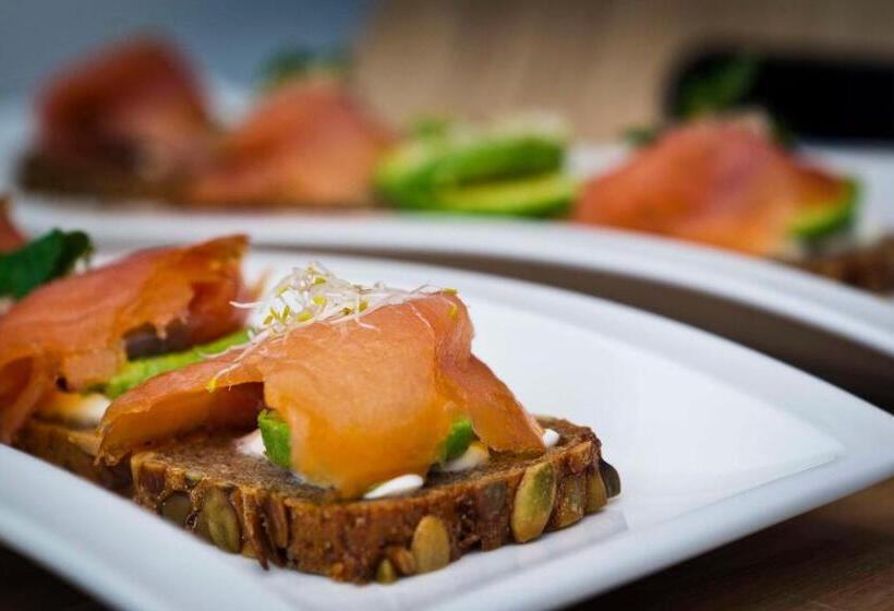 Radisson Hotel Jalandhar