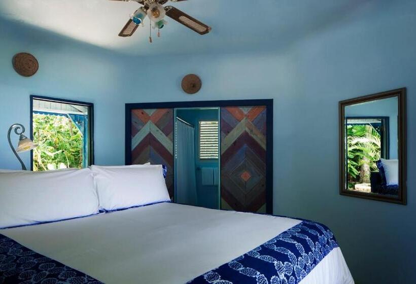 渡假胜地  The Caves