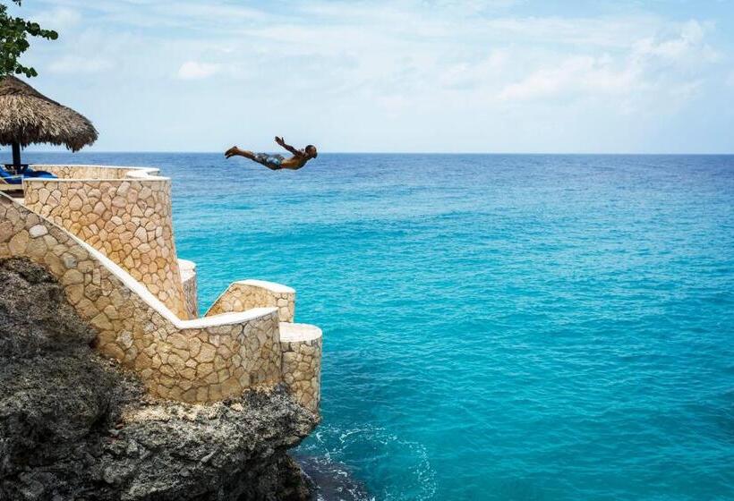 渡假胜地  The Caves