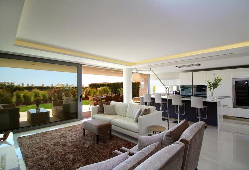 リゾートホテル Vila Castelo Parque