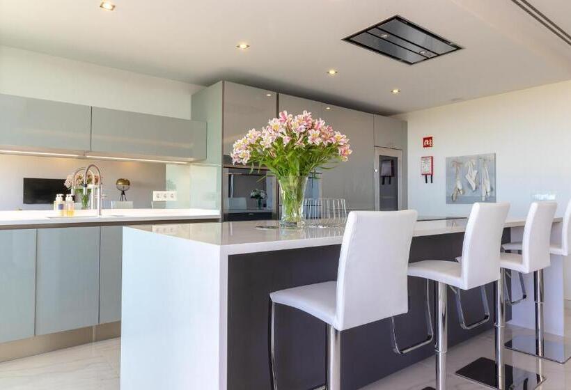 リゾートホテル Vila Castelo Parque