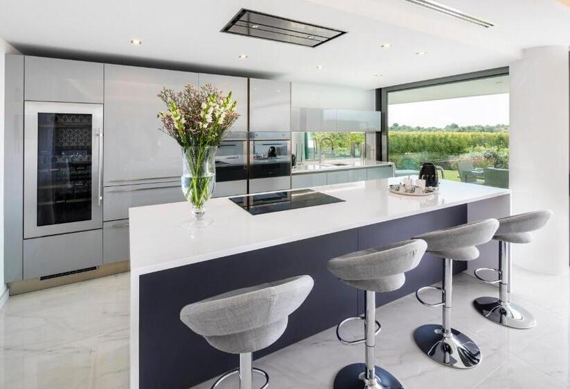 リゾートホテル Vila Castelo Parque