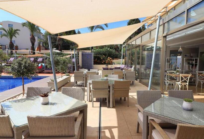 リゾートホテル Vila Castelo Parque