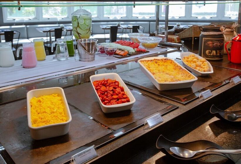 Rio Hotel By Bourbon Indaiatuba