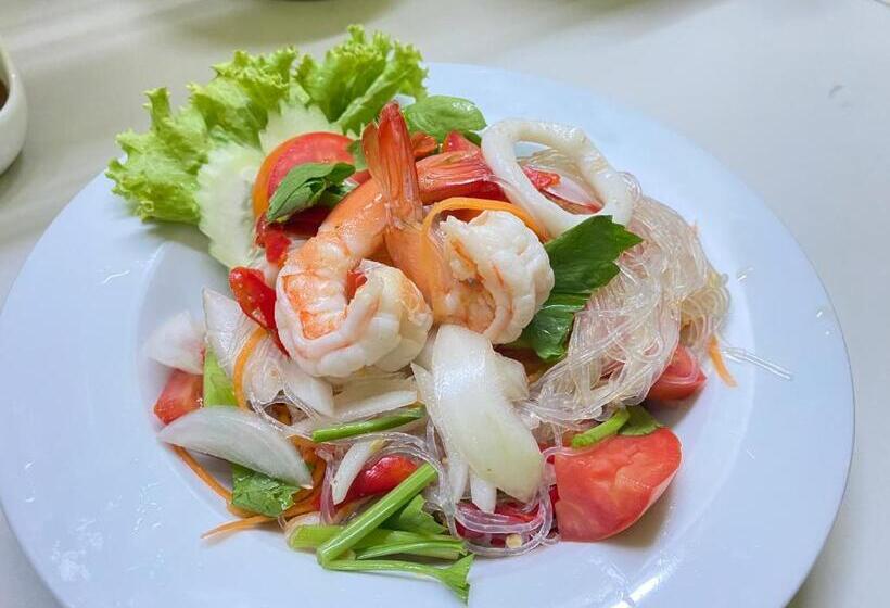 ユースホステル Bambus Motel