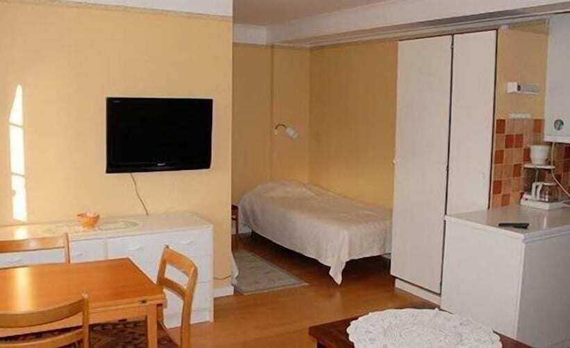 فندق صغير Pensionat Lövängen