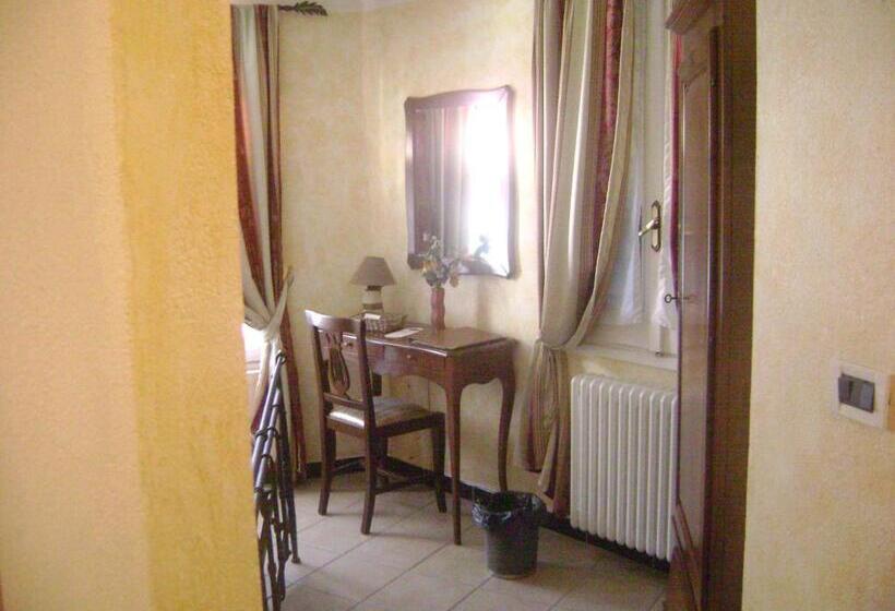 مبيت وإفطار La Finestrella Di Montalto Locanda