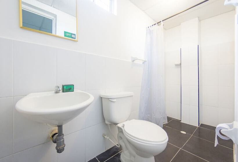 فندق Puerto Vigia