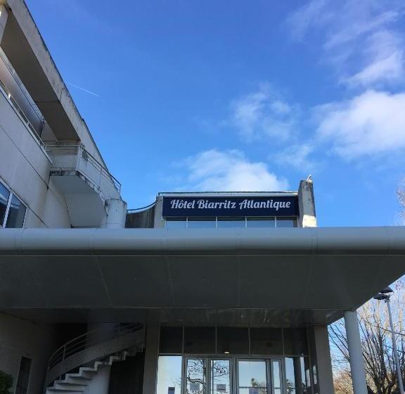 Biarritz Atlantique   Lycée Hotelier   Management School