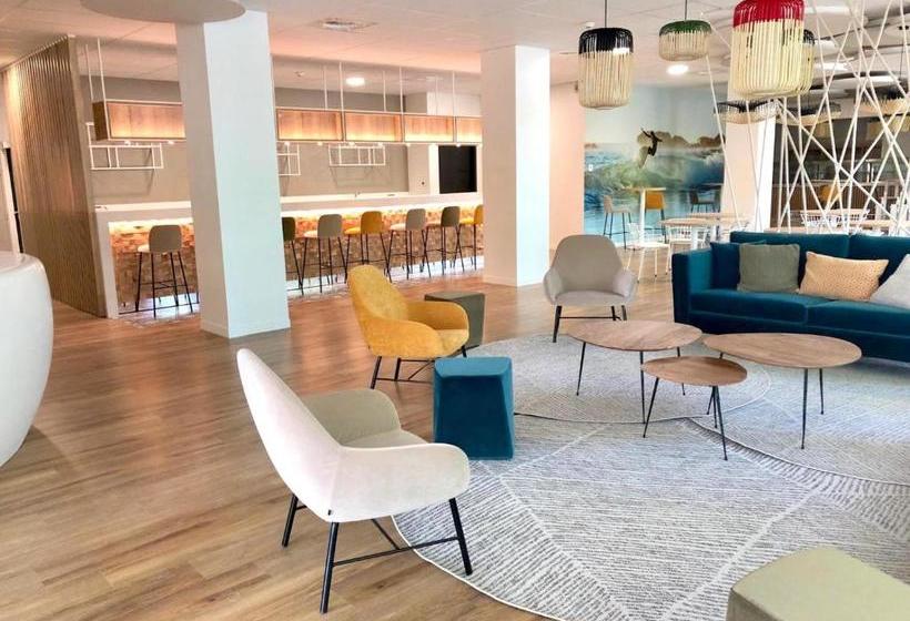 Biarritz Atlantique   Lycée Hotelier   Management School