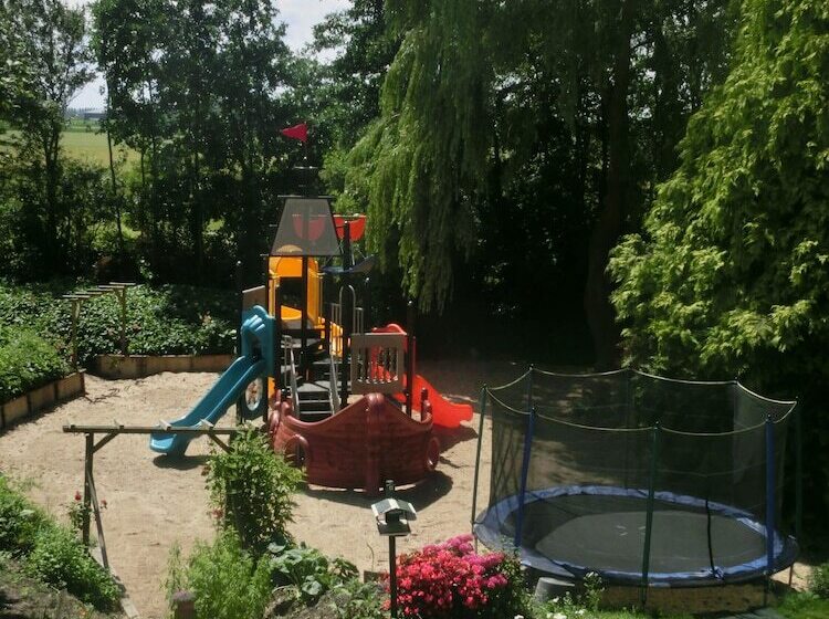 בית מלון כפרי De Nieuwe Tijd Wieringermeer