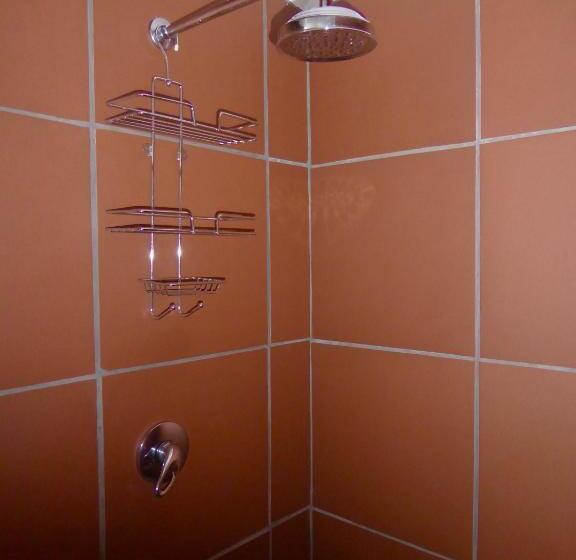 هتل Hermitage Huisies