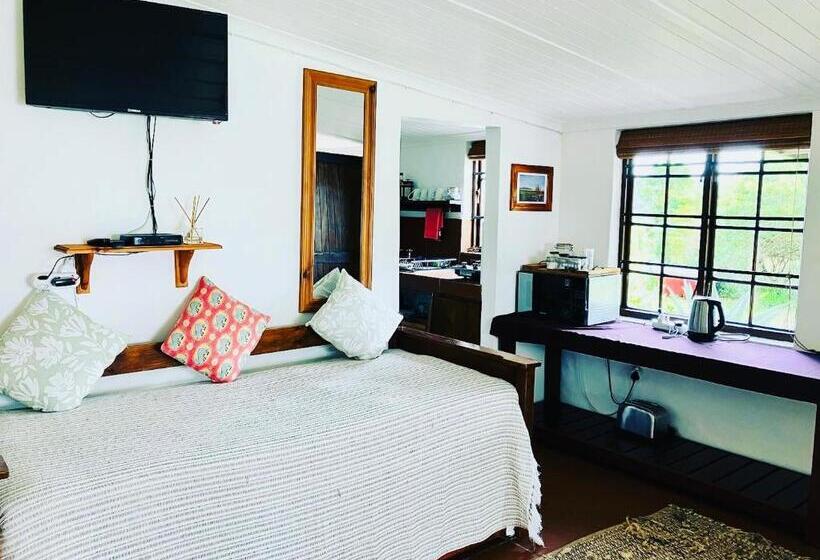 هتل Hermitage Huisies