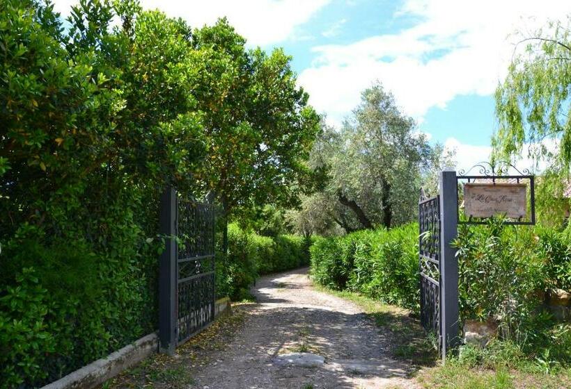 בית מלון כפרי La Casa Rosa