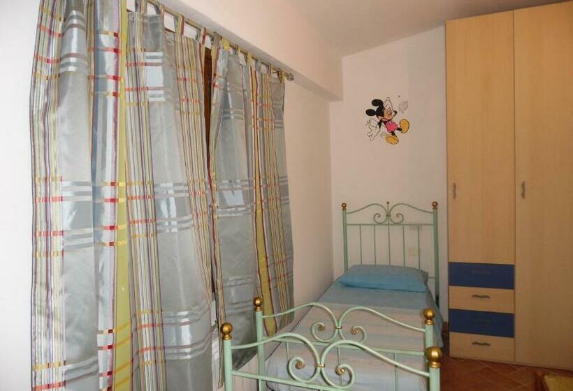 בית מלון כפרי La Casa Rosa